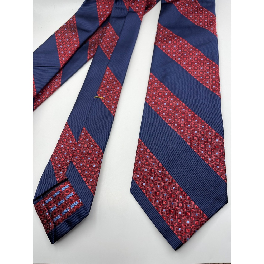 Robert Talbott Seven Fold Silk Tie Navy Red Striped Hand Sewn Italy 50442M0 8cm